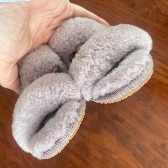 Ugg Girls Purple Oh Yeah Fuzzy Slides- Size 9 - Picture 4 of 9
